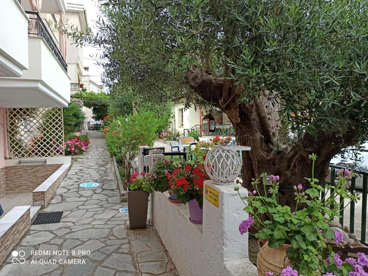 Filomeni Studios Pefkochori Bagian luar foto